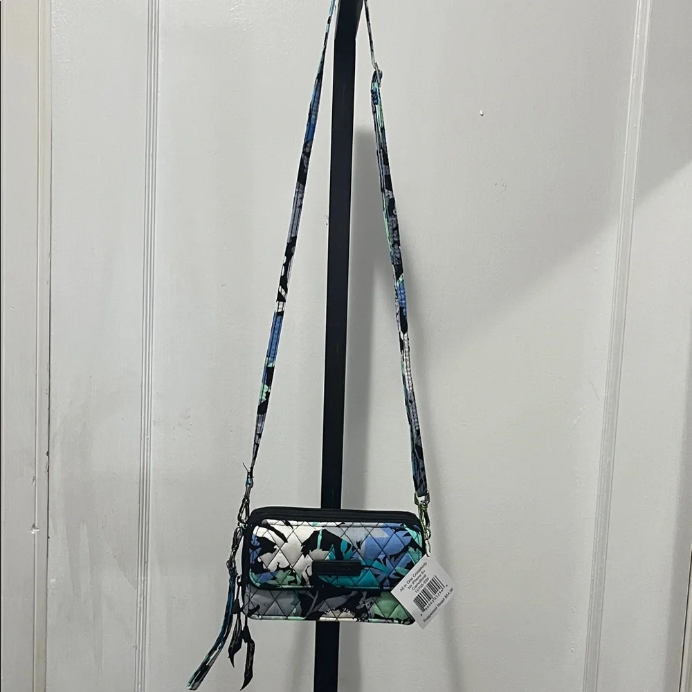 VERA BRADLEY ALL IN ONE CROSSBODY CAMO FLORAL NWT PURSE BAG QUILTED